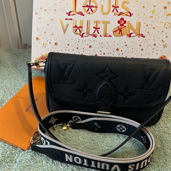 Louis Vuitton Handbags - Louis Vuitton Diane Handbag Empreinte Leather